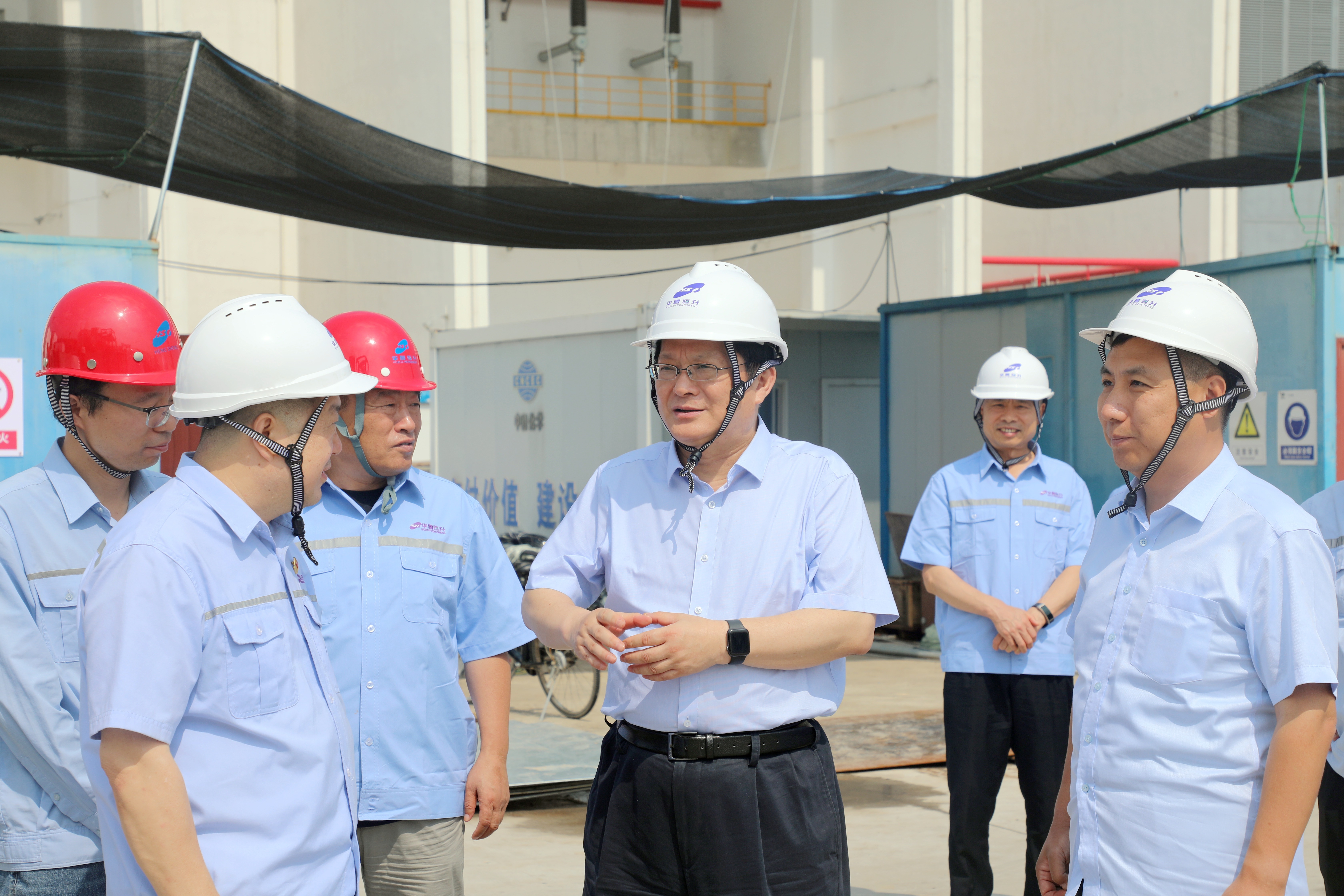 樊军到华鲁恒升第二基地调研 要求谋新篇 布新局 加快向高端化绿色化智能化迈进-2.jpg